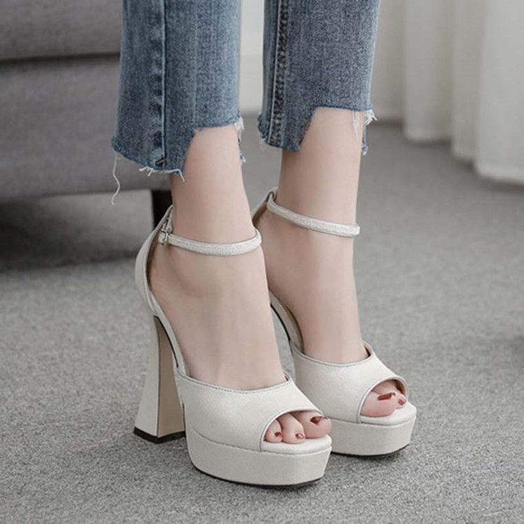 Kvinner Line-style Spenne Chunky Heel Vanlige Sandaler