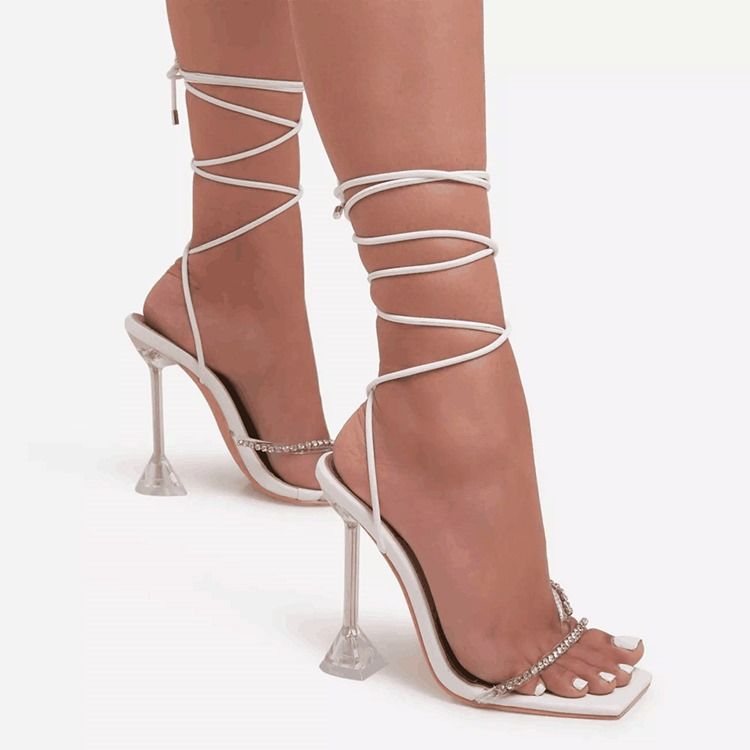 Kvinner Spool Heel Lace-up Open Toe Cross Sandals