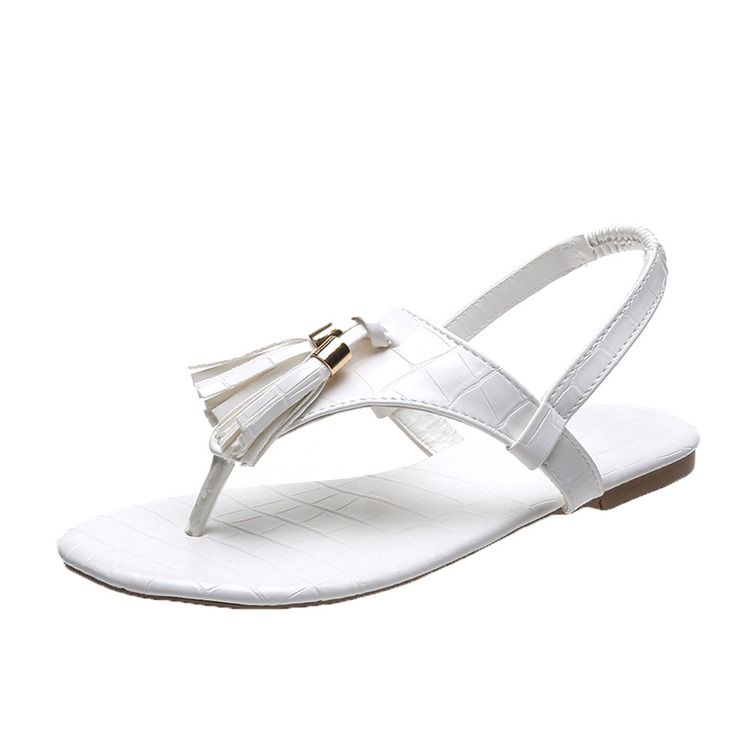 Slip-on Thong Flat With Sequin Dame Sandals