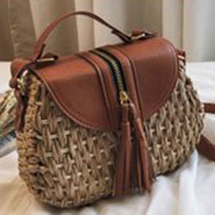 Grass Tassel Crossbody Vesker