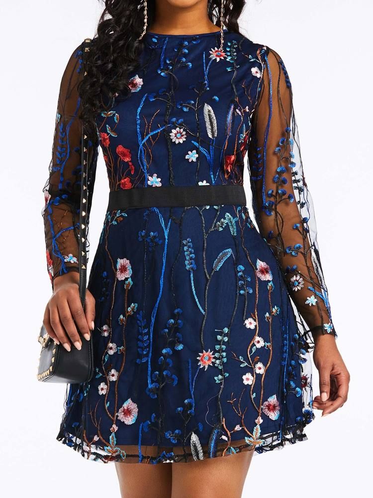 Broderi For Kvinner Over Kneet Floral Date Night Dress