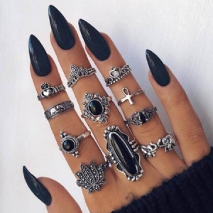 Black Baroco Style E-plating Rings