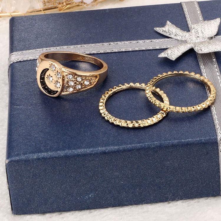 Diamante Golden Rings