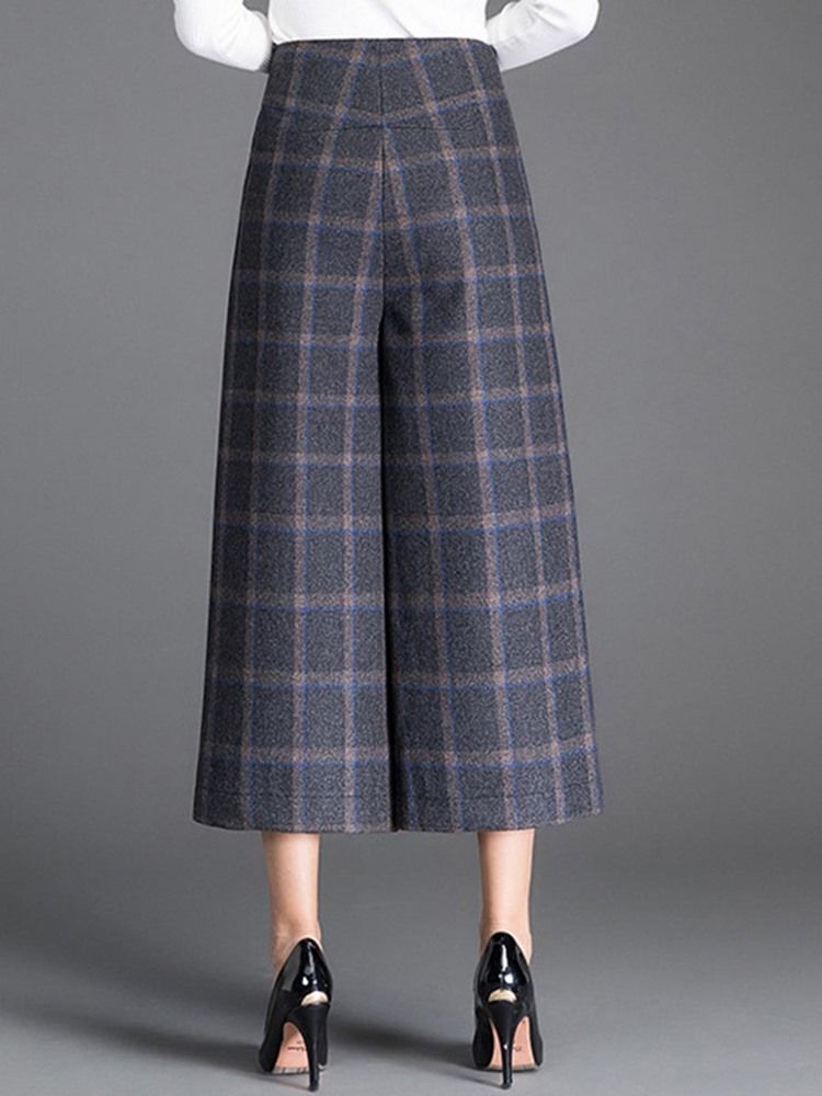 Plaid Cropped Pocket Dame Dress Pants