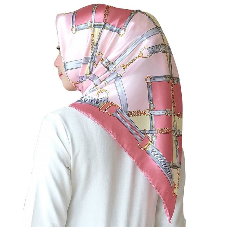 Charmeuse Geometric Pattern Dame Scarf