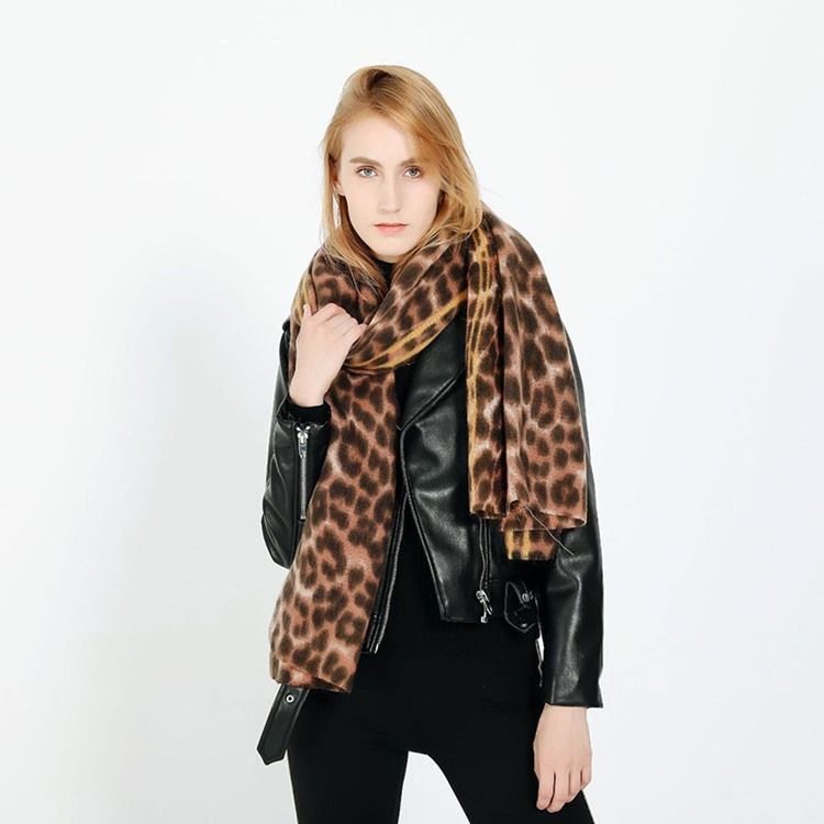 Kvinners Trykk Akryl Leopard Skjerf