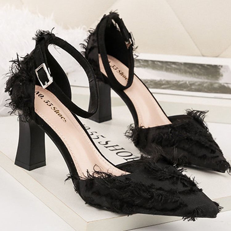 Chunky Heel Buckle Pointed Toe Dame Pumps