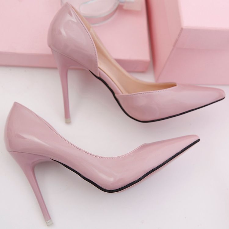 Kvinner Patent Leather Point Toe Pumps