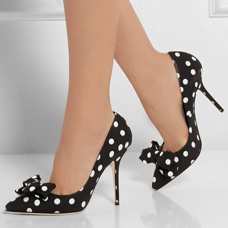 Polka Dots Bowtie Point Toe Pumps For Kvinner