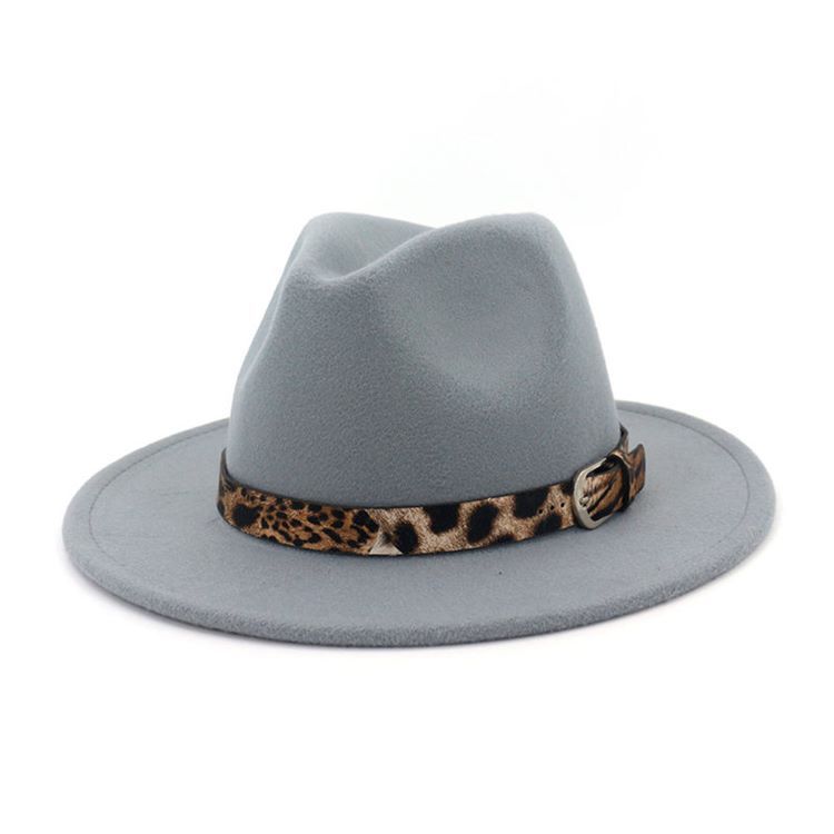 Ullblandinger For Kvinner Med Leopard Vinterhatter