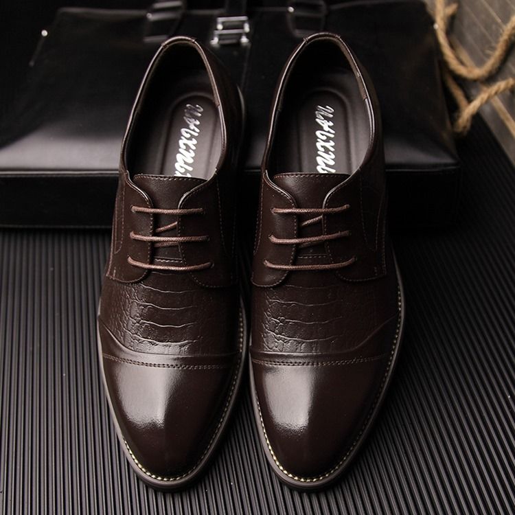 Croco Point Toe Oxfords For Menn