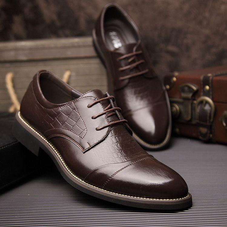 Croco Point Toe Oxfords For Menn