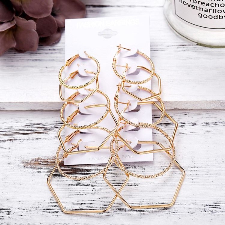 Plain Hoop Golden Earrings