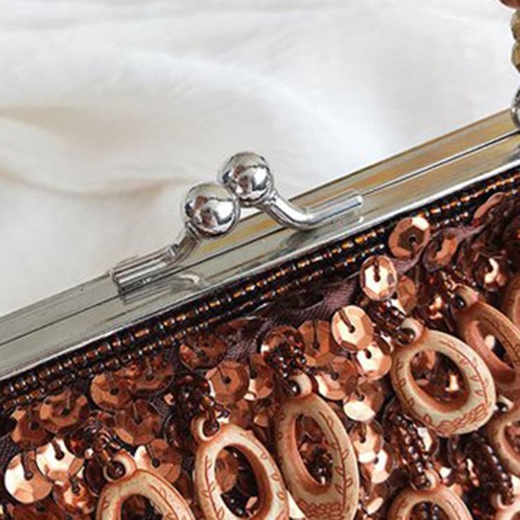 Shell Sequins Plain Clutch