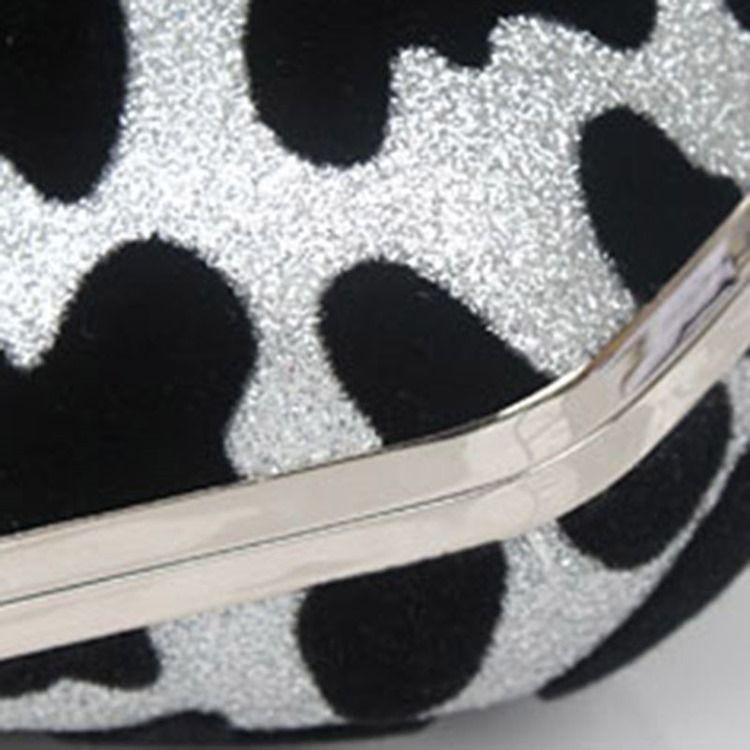 Skallformet Rhinestone Leopard Clutch