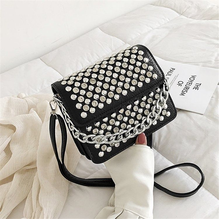 Rivet Pu Rectangle Allsidig Crossbody Vesker