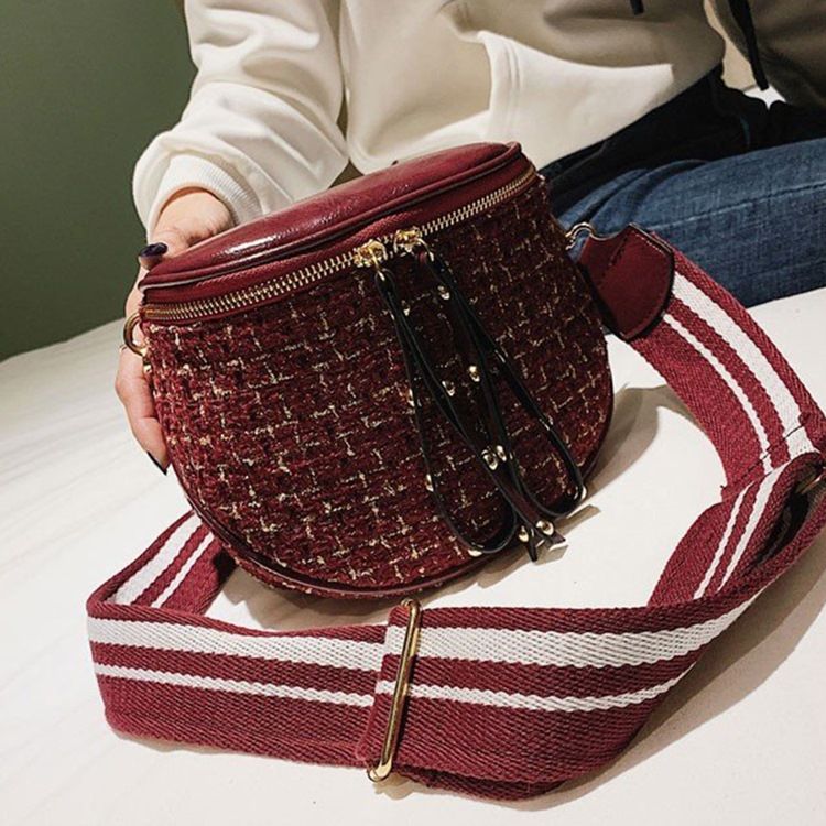 Ullblandinger Plaid Thread Saddle Crossbody Bags